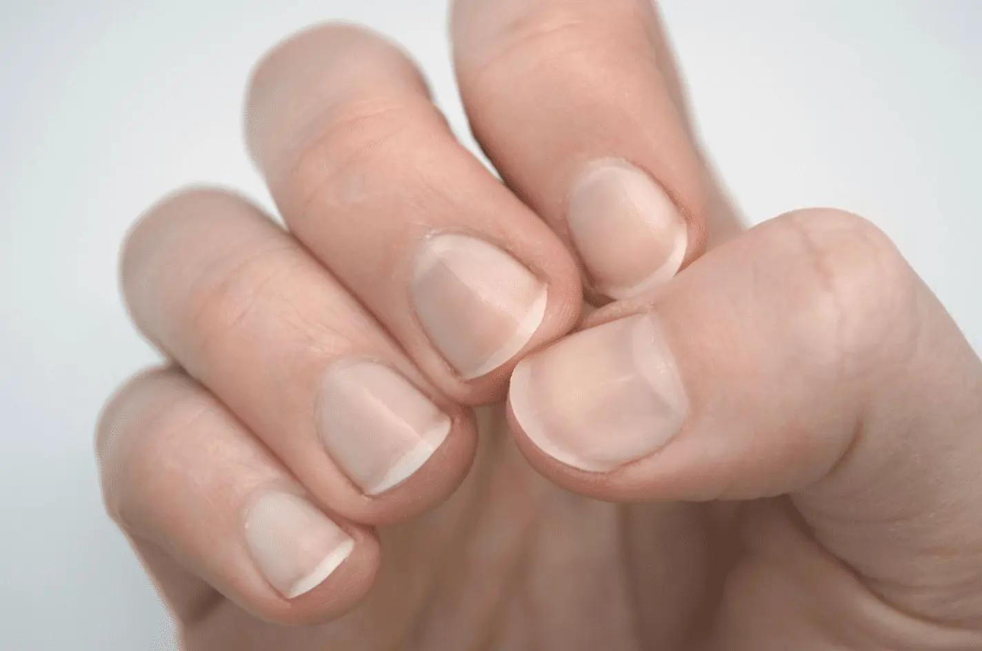 Health Considerations:‍ Choosing the‌ Best Option ⁣for Your Natural Nails